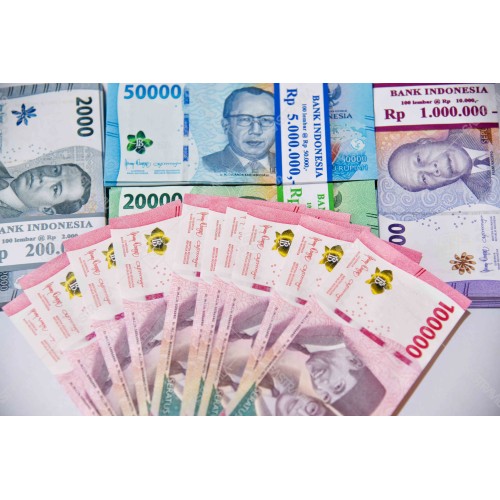 Uang Rupiah 015