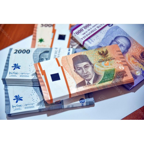 Uang Rupiah 004